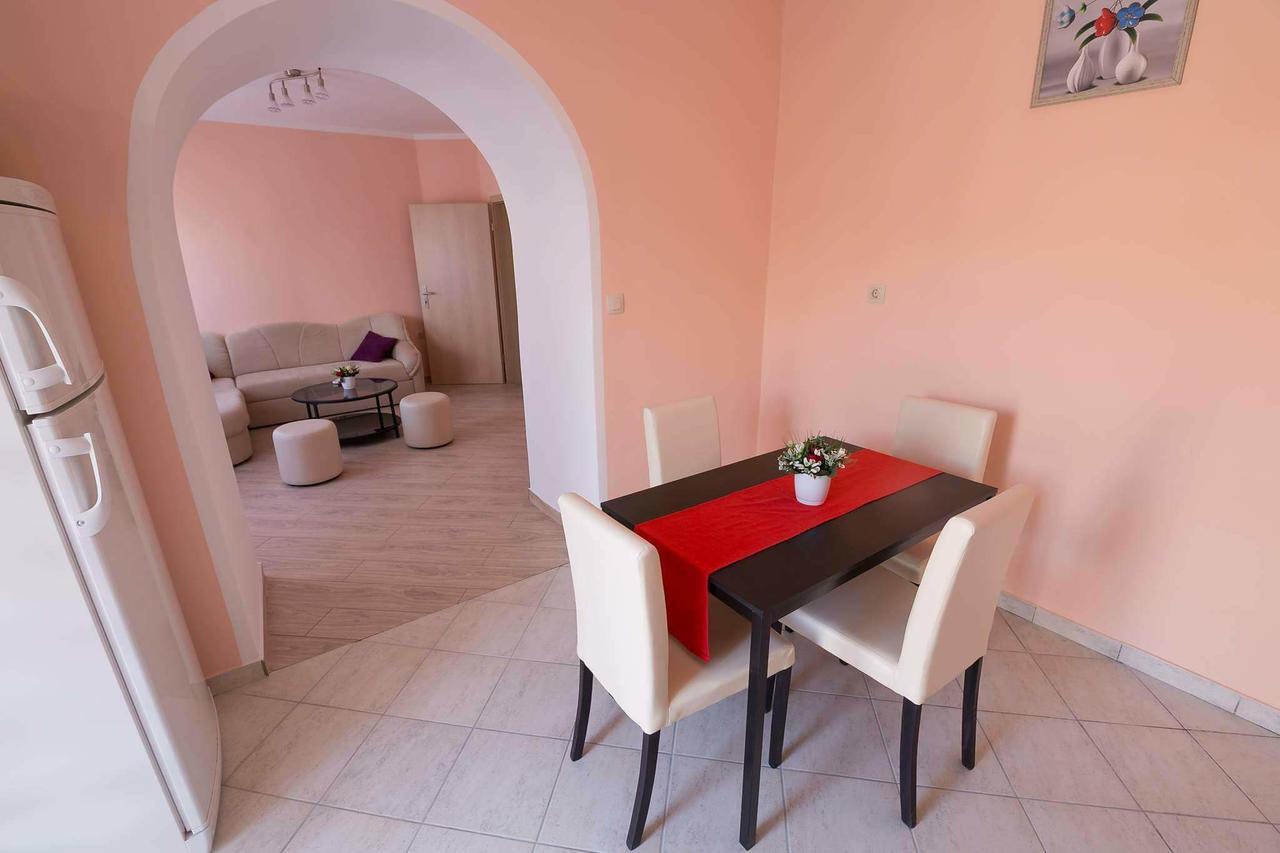 Apartmani Pod Nehajem Senj  Buitenkant foto
